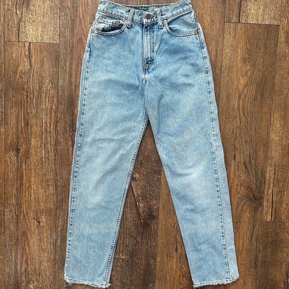 Vintage Women’s 90s Levi’s 560 Relaxed fit Baggy  MOM JEANS 25x29  made in USA